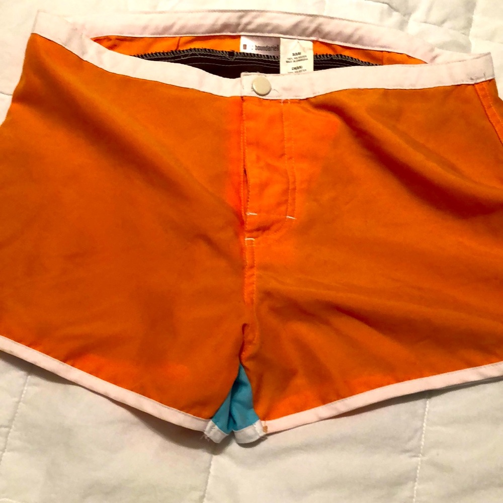 No boundaries orange board shorts sz small
